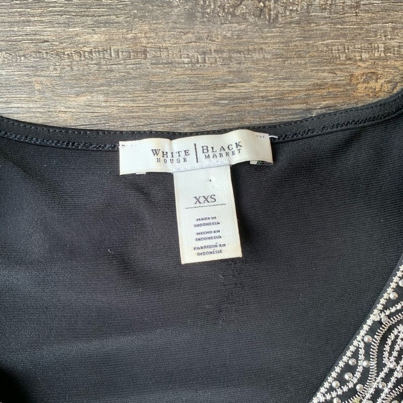 WHBM White House Black market embellished stretch v neck plunge top - Picture 2 of 8